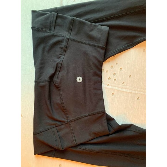 X by Gottex Active Black Capris Size S - Picture 3 of 4